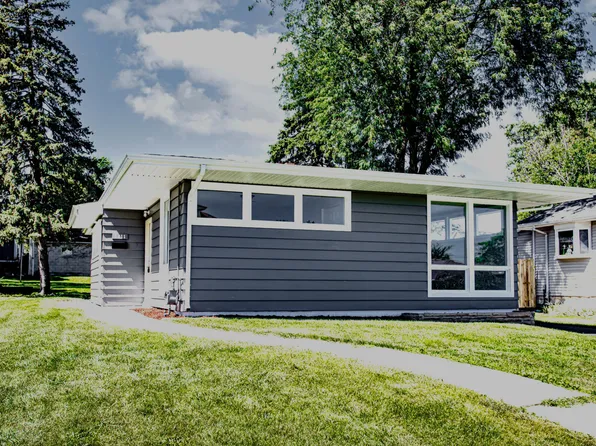 1911 N Hickory St, Crest Hill, IL 60403