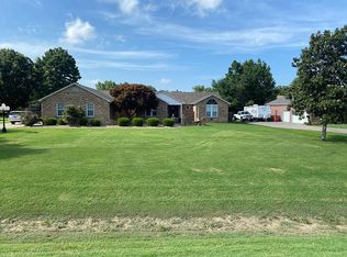 614 Salcedo Rd, Sikeston, MO 63801