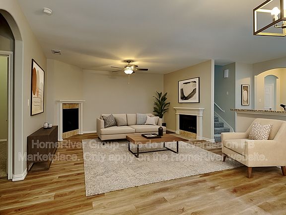 4th image of 144 Castleridge Dr #B