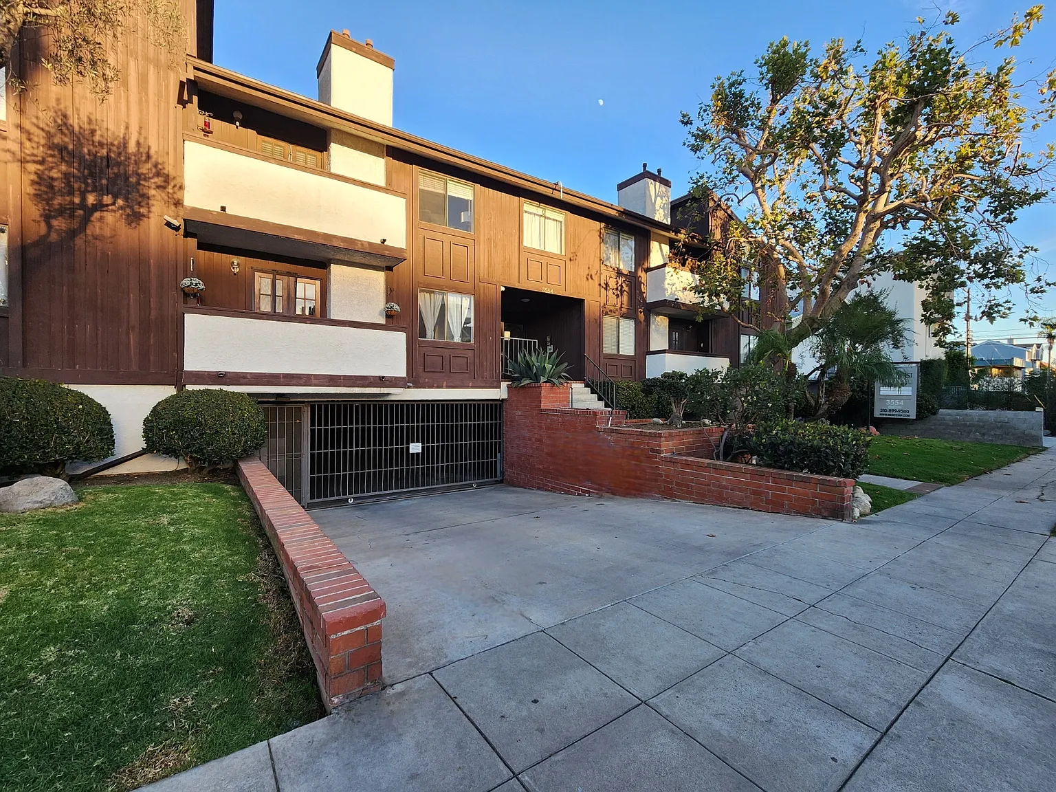 2 bed, 2.0 bath, $3,150 — Photo 1