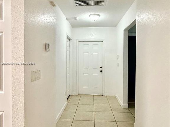 3rd image of 1018 Foster Rd