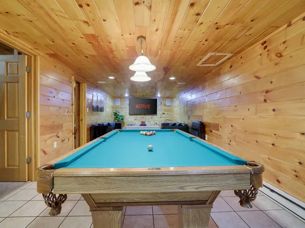 255 Hillary Dr W #Id1322513p, Freeland, PA 18224