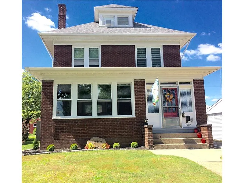 1207 Union Ave photo 1