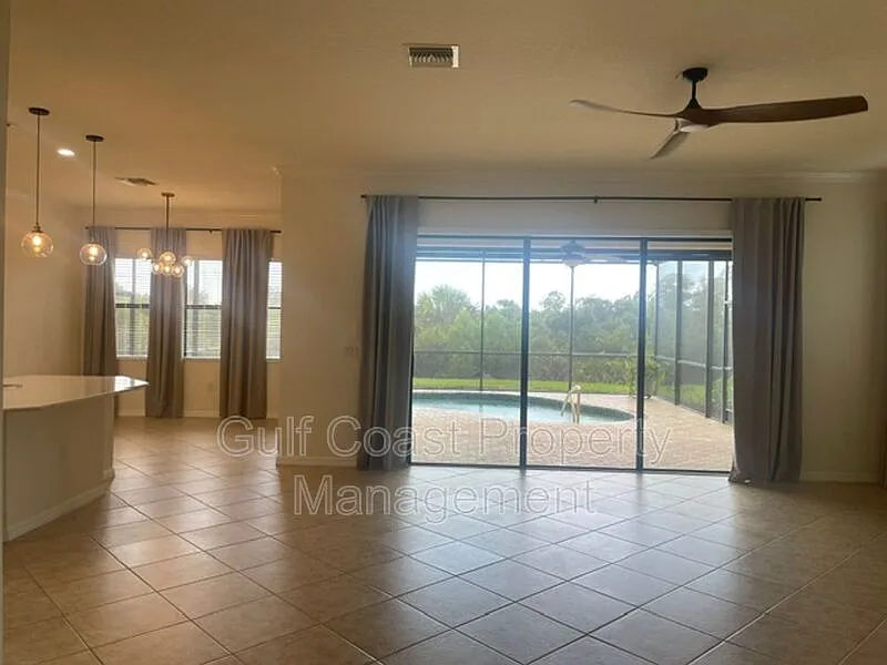 2 bed, 2.0 bath, 1912 sqft, $3,250 — Photo 4