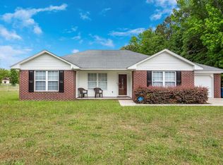 5075 Queen Chapel Rd, Dalzell, SC 29040