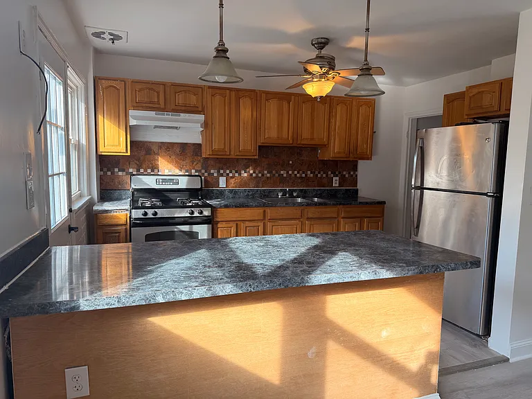 1504 Kirkwood Rd — Photo 3
