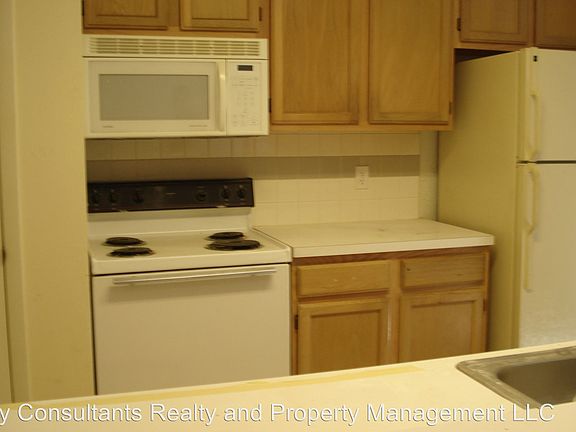 3rd image of 486 N Pin Oak Pl APT 208