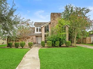 4015 Ash Hollow Dr, Houston, TX 77082
