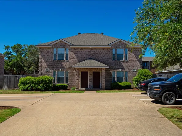 1112-1114 Gridiron Dr, College Station, TX 77840