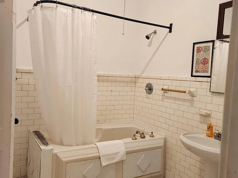 Downstairs Bath #2 with bathtub/shower for rooms #4 and #5