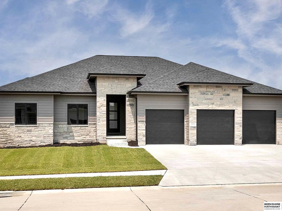 1st image of 20976 Jaynes St