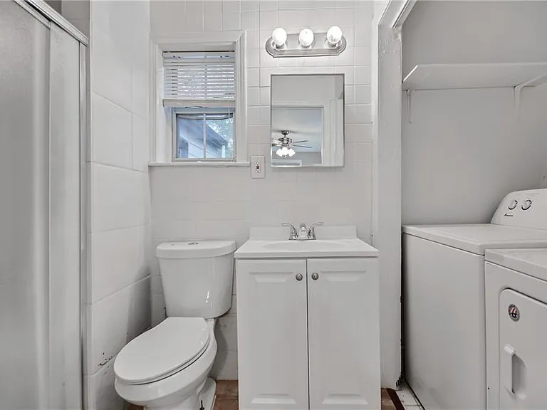 1877 Sumter St NW — Photo 13