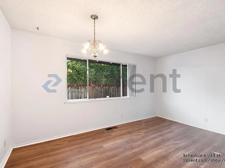 1657 Kingman Ave — Photo 6