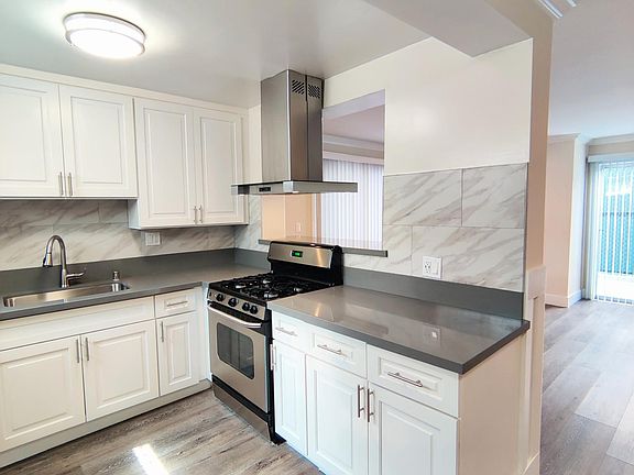 4th image of 4617 Willis Ave APT 29