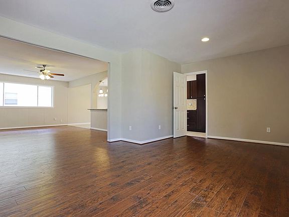 3rd image of 9415 Highmeadow Dr