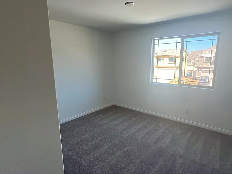 21469 Thomas Ct — Photo 49