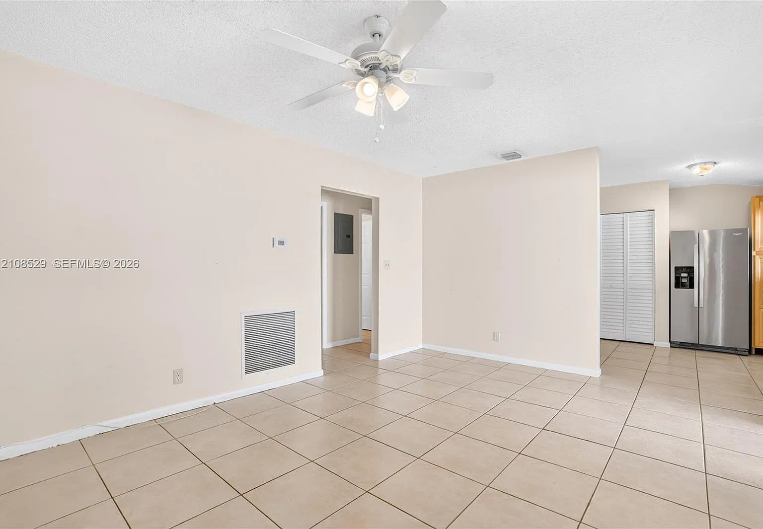 1 bed, 1.0 bath, $1,950 — Photo 2