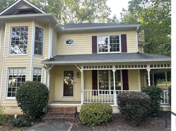 3163 Oak Crest Trl, Marietta, GA 30066