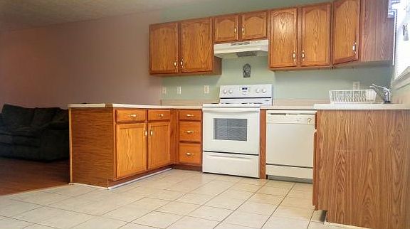 5th image of 312 Beaverview Dr #312