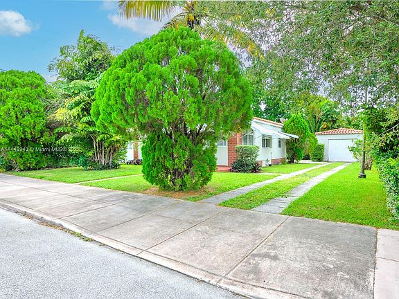 4th image of 14 Fonseca Ave