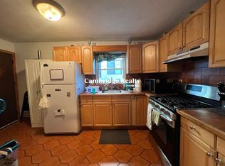 30 Murdock St #1T, Somerville, MA 02145