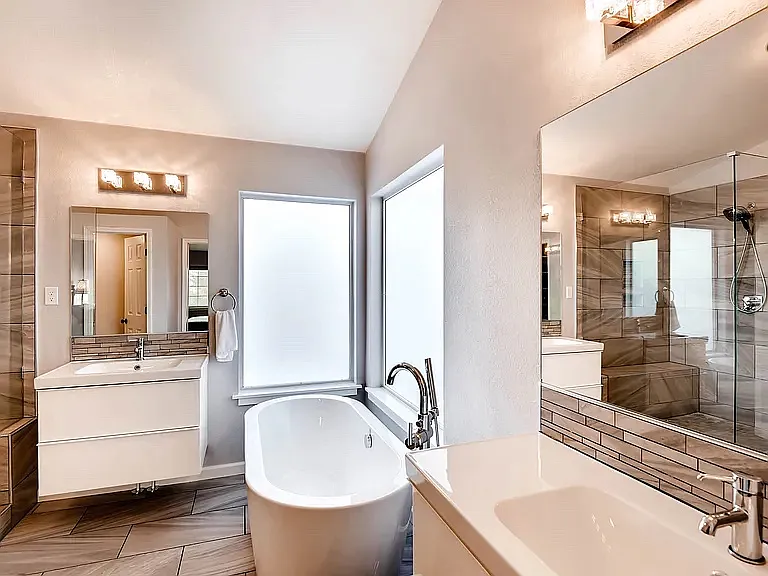 1315 Iris Cir — Photo 10