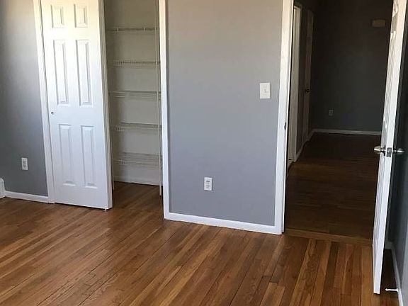 4th image of 131 Stone Ave