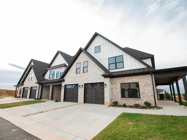 1040 S Westyn Loop, Forest, VA 24551