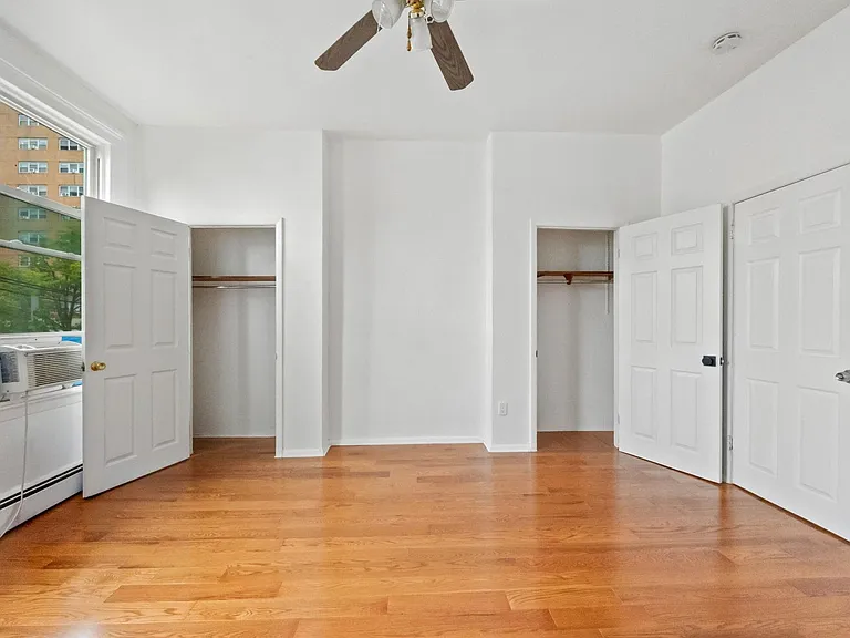 3805 Palisade Ave #3 — Photo 5