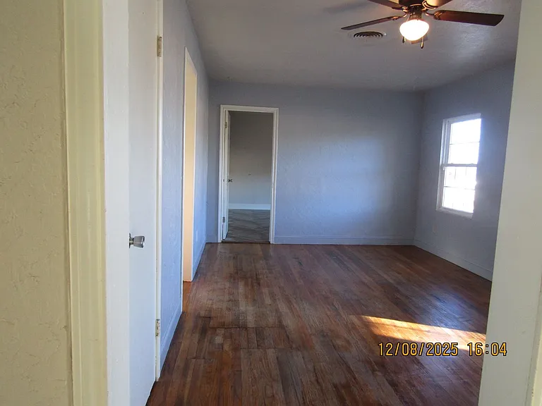 3428 NW Lincoln Ave — Photo 9
