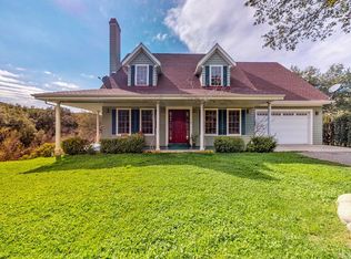 24213 Wildwood Glen Ln, Alpine, CA 91901