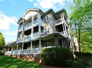 8942 Rosalyn Glen Rd, Cornelius, NC 28031