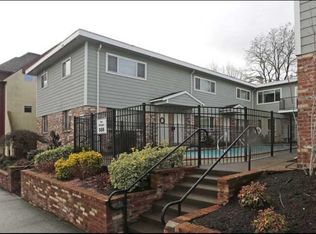 586 2nd St APT 8, Lake Oswego, OR 97034