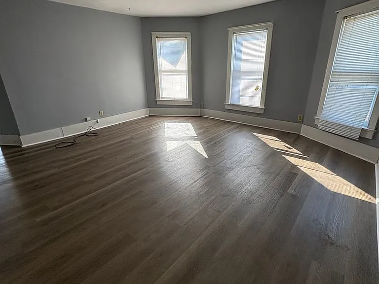 1345 Avon St — Photo 3