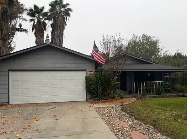 1534 W Canary Drive, Visalia, CA 93291