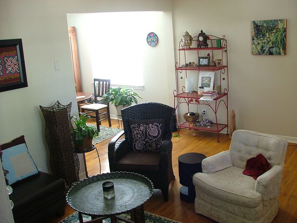 2nd image of 1678 Mallory St APT 5