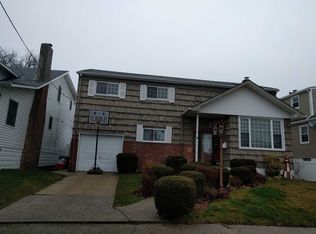 36 Sagamore Rd, Island Park, NY 11558