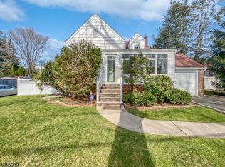 2225 Stecher Ave, Union, NJ 07083