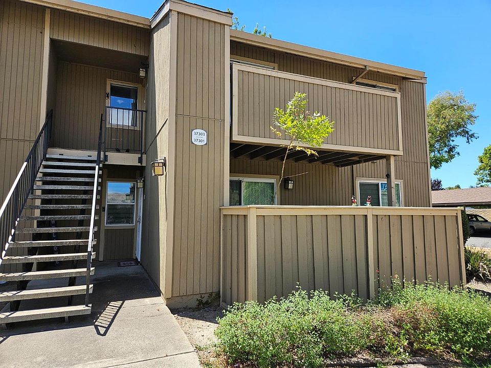 1st image of 37303 Sequoia Rd
