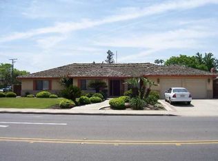 111 W Fargo Ave, Hanford, CA 93230