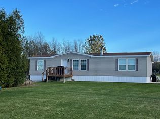 592 Lovejoy Rd, Ogdensburg, NY 13669