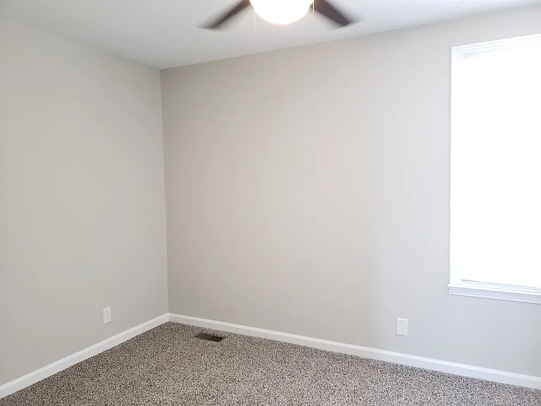 610 Commerce St #22 — Photo 3