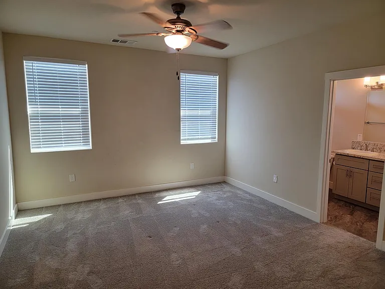 2876 Winesap Cir — Photo 11