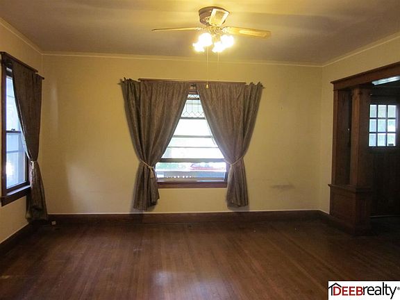 4th image of 3216 Lincoln Blvd