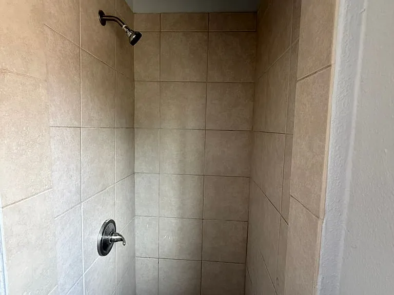 213 W Illinois Ave #A — Photo 10