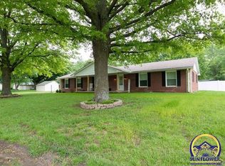 415 W 6th St, Lebo, KS 66856