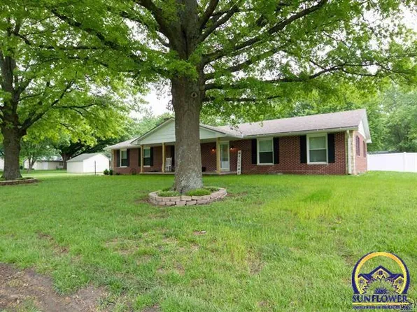 415 W 6th St, Lebo, KS 66856
