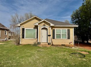 904 N Julian St, Altus, OK 73521
