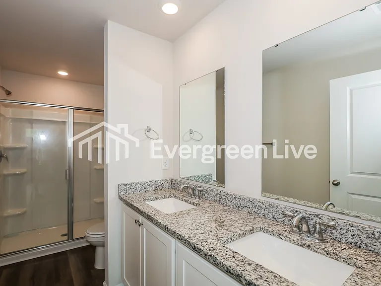 2257 Courtina Way — Photo 9