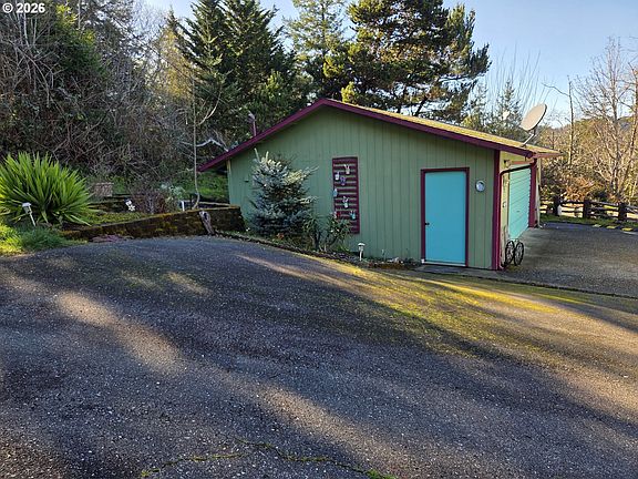 2nd image of 30235 Eagleview Dr